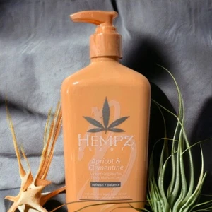 Hempz Apricot and Clementine Herbal Body Moisturizer Lotion - 17 oz. - Picture 1 of 1