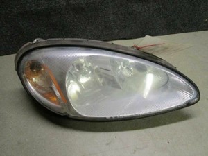 2001-05 Chrysler PT Cruiser Passenger Right Side Headlight