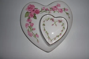 Wade England Heart-Shape Rose on Rose Lidded Vanity/Trinket Box - MAKE OFFER! - Picture 1 of 10