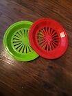 Vintage Plastic Round Picnic Set Of 11 Holds 9" Paper Plate Holders