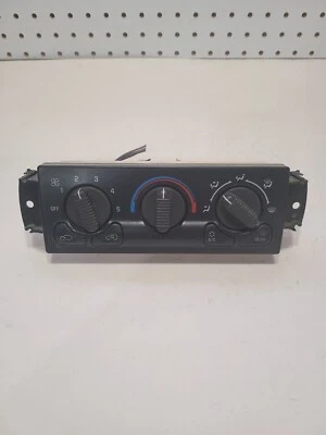 99-02 Cheverolet Silverado Climate Control Unit - Image 1 of 4
