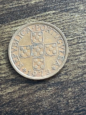 1973 Portugal 50 Centavos Bronze Circles within cross Actual Coin TB1287* - Image 1 of 2