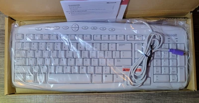microsoft wired Keyboard 500 white (Brand new) - Image 1 of 4
