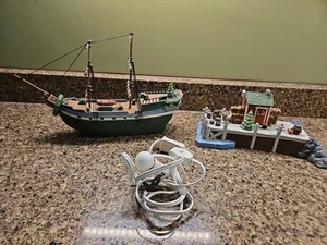 Deparment 56 The Emily Louise #56581 New England Village 1998 Working liight - Picture 1 of 20