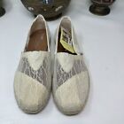 Toms Shoes Womens 8.5 White Lace Slip On Espadrille Flats Casual Comfort