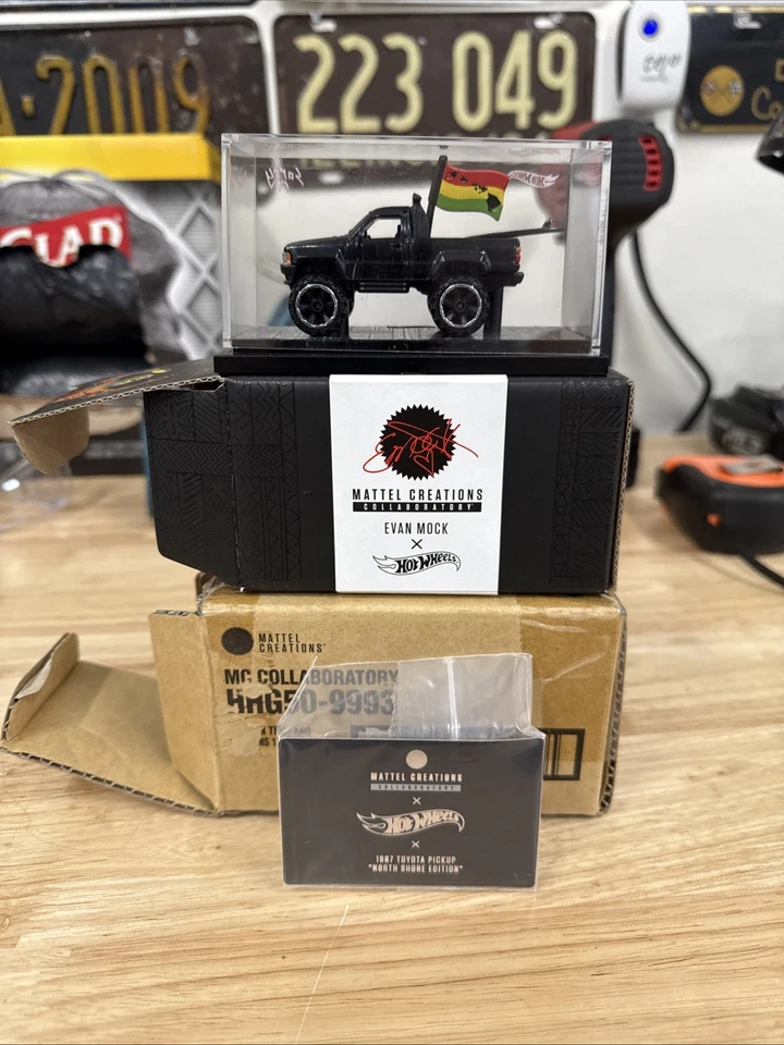 Toyota Pickup Evan Mock North Shore Edition Mattel Creations RLC Hot Wheels 1987 Foto 1 de 1