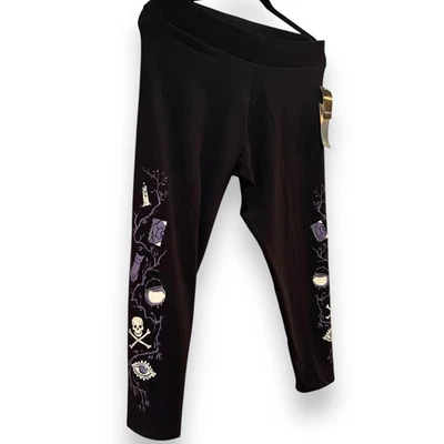 Leggings cortos negros Torrid 1 (1X 14/16) Disney Hocus Pocus Binx Skull X Bones Foto 1 de 4