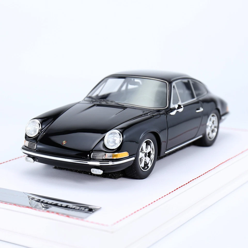 1:18 IVY Merit Porsche 911 S model Car - Image 1 of 1