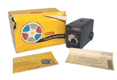柯达 Brownie Fun Saver 8 毫米 Cine Film Motion Picture Camera Works V28 带盒 — 第 1/4 张图片