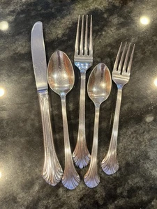 Gorham Stainless Grande Quintette 5 Piece Place Setting- - Picture 1 of 13