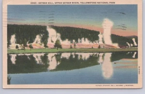 Postal de lino Geyser Hill, cuenca superior del géiser, parque nacional de Yellowstone 1952 - Imagen 1 de 2