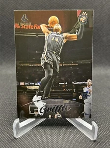 2022-23 Panini Chronicles Luminance #149 AJ Griffin RC - Atlanta Hawks - Foto 1 di 6