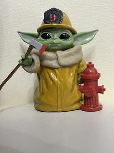 Fireman Grogu ( Baby Yoda) - Picture 1 of 2