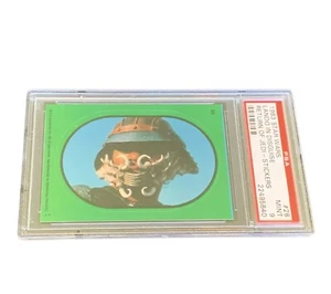 Star Wars Topps Trading Card Sticker PSA 9 Mint #28 Lando Skiff Disguise Green - Picture 1 of 4