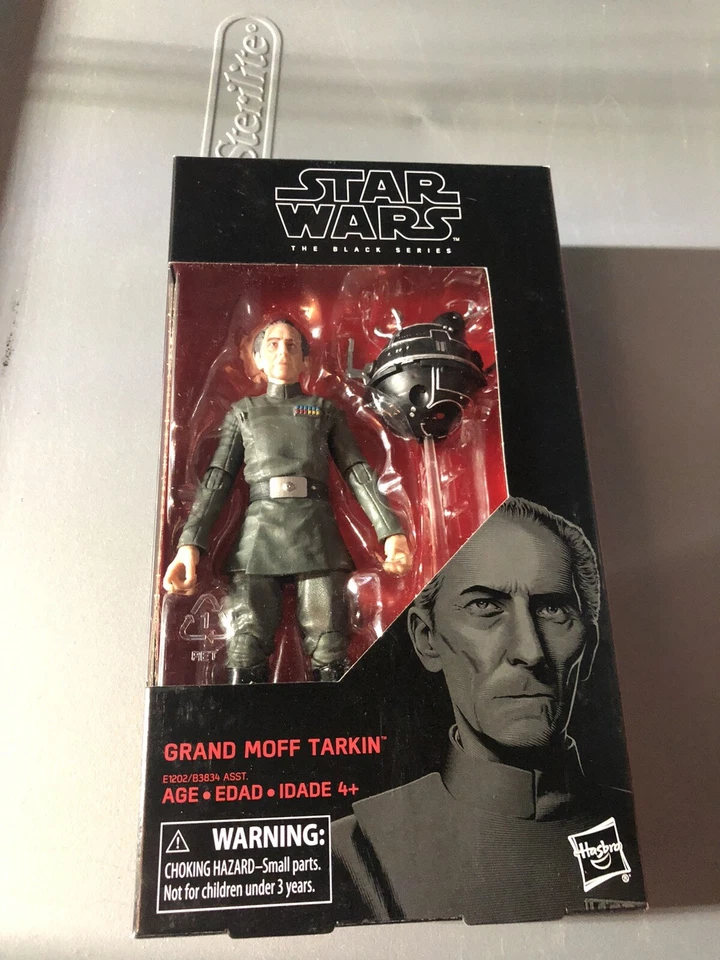 FIGURA GRAND MOFF TARKIN SERIE STAR WARS LA NEGRA SIN USAR, EN CAJA FIGURA DE 7" MUY BUENA CONDICIÓN Foto 1 de 1