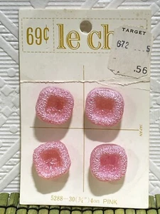 Le Chic Mod Pink Pearly Pebble Square Shank Buttons 3/4" 4 on Card NEW Vintage - Picture 1 of 3