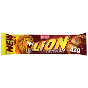 NESTLE LION Crispy & Creamy Chocolate Bar European Candy Sweets 42g 1.48oz - Picture 1 of 3