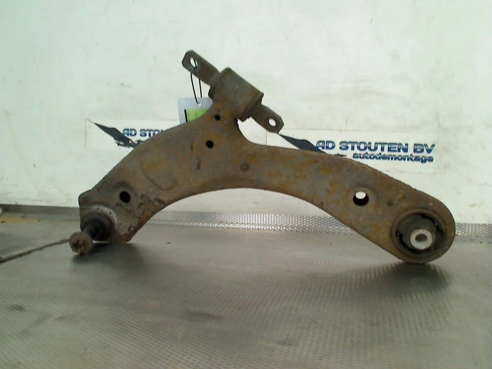 QUERLENKER LINKS VORNE Suzuki Kizashi (FRE/FRF) 2011 4526157L00 — 第 1/4 张图片