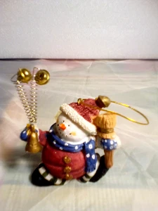 Pupazzo di Neve Decorazione Natalizia con Campane Oro Primaverile Resina - Foto 1 di 2