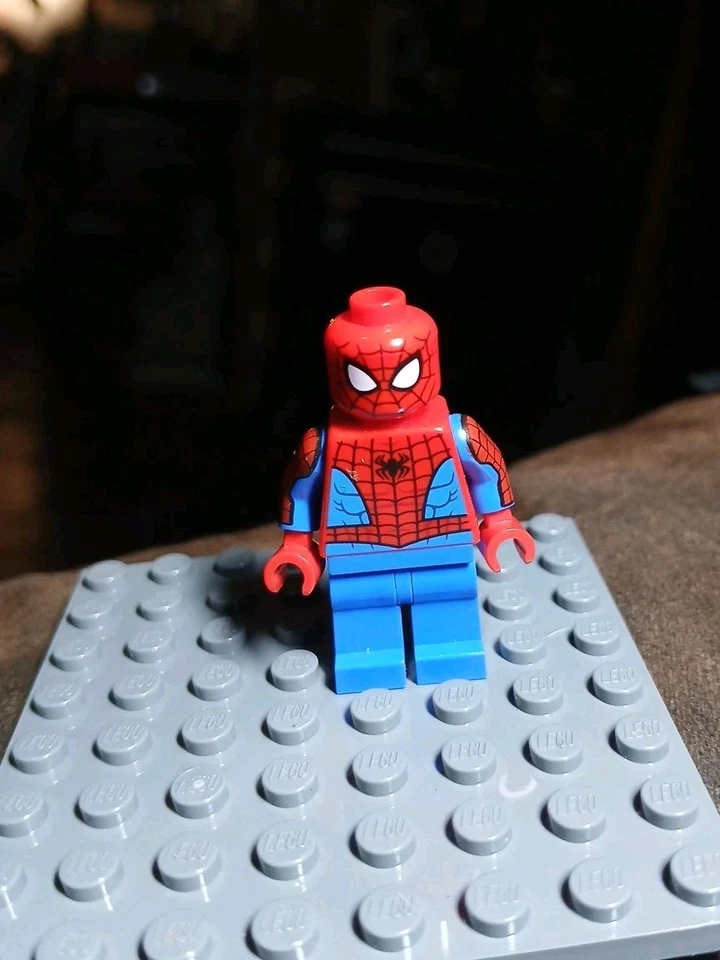 Lego  Marvel Super Heroes Spider-Man Minifigure 76175 76173 76172 40454. New. - image 1 of 2