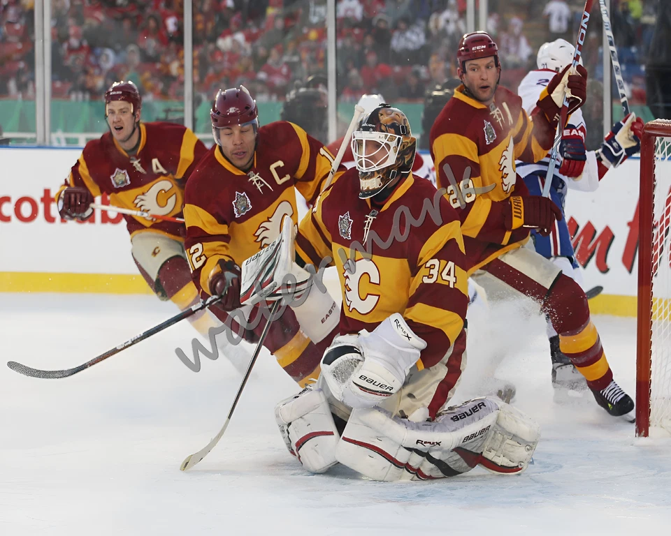  Heritage Classic 2011 Miikka Kiprusoff y Jarome Originla juego acción 8 X 10 foto Foto 1 de 1