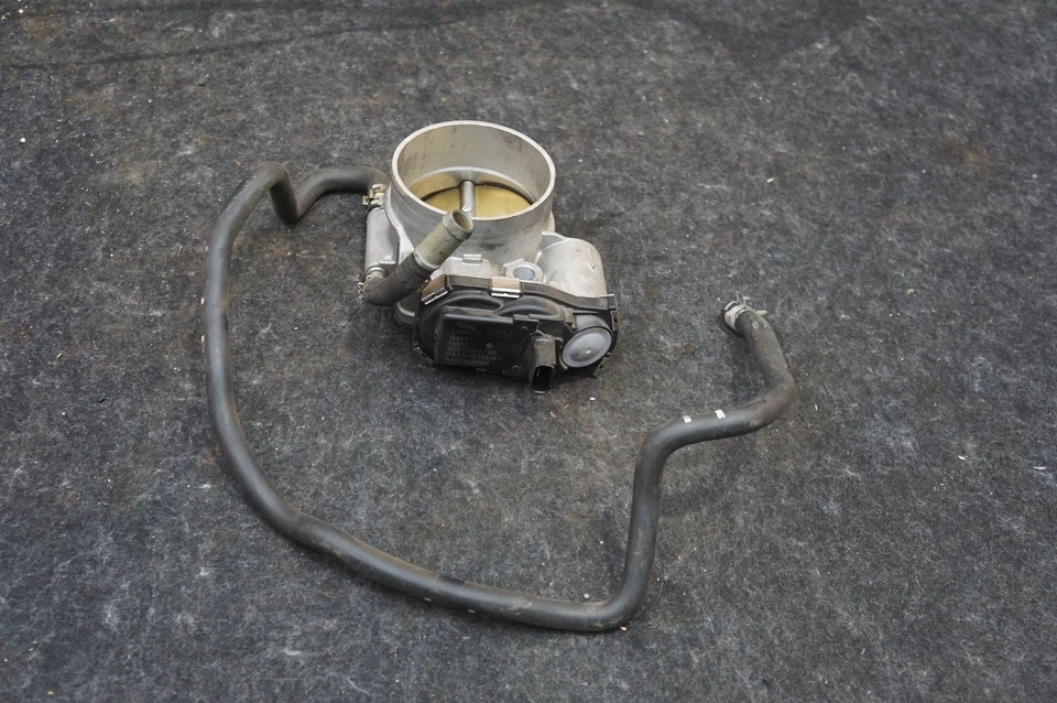 Conjunto de válvula de carrocería del acelerador del motor Aj133 C2z18616 Jaguar tipo F 14-23 Foto 1 de 4