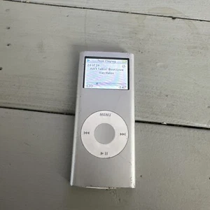 Apple iPod Nano 2nd Generation Silver 2GB A1199 MA477LL/A MP3 Player - Picture 1 of 7