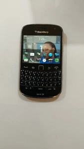 113.Blackberry 9930 - For Collectors - Unlocked - Picture 1 of 7