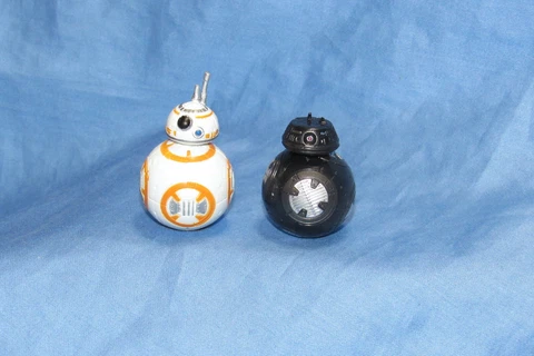Star Wars Force Link 2.0 BB-8 & Imperial BB-9E Astromech Droid Figure Set Cover