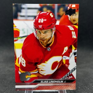 2023-24 Upper Deck Series 1 Elias Lindholm Base Calgary Flames #25