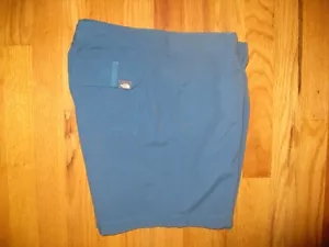 The North Face Women's sz 6 R Blue 6.5" Nylon Hiking shorts w mesh lined pockets - Picture 1 of 5
