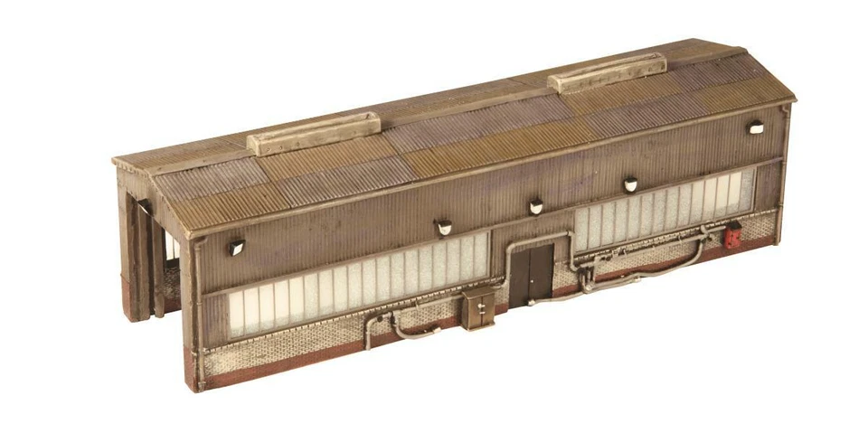 Graham Farish 42-126 Scenecraft Single Road Servicing Shed (Pre-Built)
