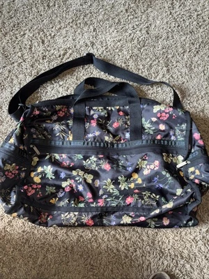 "Bolso diario Lesportsac de nailon negro floral botánico de lujo 20x15"""  Foto 1 de 4