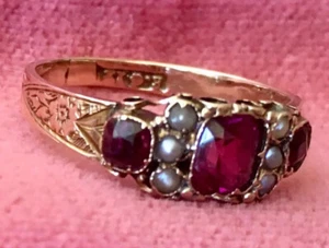 Beautiful Antique Garnet And Seed Pearl Victorian Gold Ring - Size Q - Picture 1 of 13