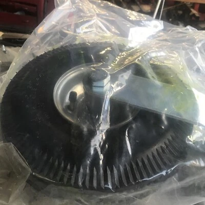 Conjunto de pneus giratórios Simplicity Snapper carrinho de trator coletor 1676892 NLA - Imagem 1 de 4