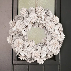 Door Wreath White Pine Cone Indoor Outdoor Decoration Christmas Wreath - Picture 1 of 3