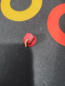  VINTAGE FENDER AMP RED KNOB 1980s -90s All Red Inside D Shaft  - Picture 1 of 5