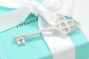 Tiffany & Co. Ciondolo argento chiave a corona grande 2,5 - Foto 1 di 5