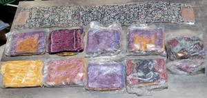 Job Lot x 11 Vintage Women Lightweight Floral Scarfs Very Lightweight - Picture 1 of 9