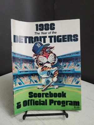 DETROIT TIGERS 7-18-1986 SCORE BOOK OFFICIAL PROGRAM vs Texas Rangers Scored - Image 1 of 4