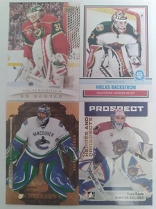Lot of (12) Various Goalie Hockey Cards - Foto 1 di 3