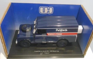 Universal Hobbies Land Rover Series III 109 Hard Top 'Pickfords' 1:18 Model BNIB - Picture 1 of 13