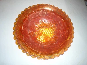 Antique Grape & Leaves Pattern Marigold Carnival Glass Vintage Bowl - Imagen 1 de 4