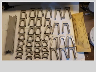 Conjunto de cavalete graduado HO Lionel #0110-20 com ponte 0110-18 CONJUNTO COMPLETO, sem caixa - Imagem 1 de 4