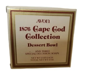 Vintage Avon 1876 Cape Cod Rubinrot Glas Dessertschale mit Seife - Neu im Karton! - Bild 1 von 2