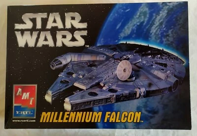 STAR WARS AMT - ERTL MILLENNIUM FALCON - MODEL KIT - Immagine 1 di 4