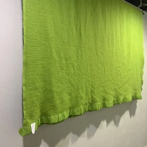 Vintage Green Waffle Weave Acrylic Nylon Blanket Satin Trim Twin Throw 84" x 62" - Picture 1 of 5