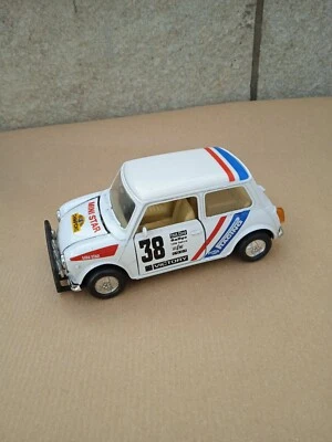 MODELLINO WELLY - MINI COOPER DA RELLY - LEGGI - Immagine 1 di 4