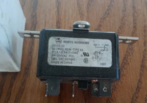 White Rodgers Steveco 90-2930-Brand New-SHIPS N 24 HOURS - Picture 1 of 4