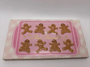 Too Faced Christmas Bake Shoppe Face & Eye Palette GINGER SNAP Holiday - Picture 1 of 4